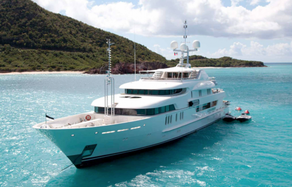 Image for article 40m Feadship & 61.5m Amels sold
