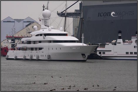 Image for article 74m 'Ilona' back on the water after service