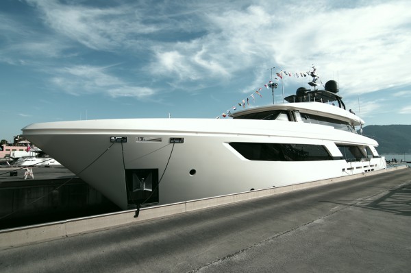 Image for article Custom Line launches the first Navetta 37