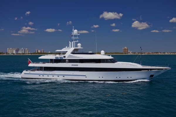 Image for article Feadship’s 53.4m ‘Kisses’ listed for sale