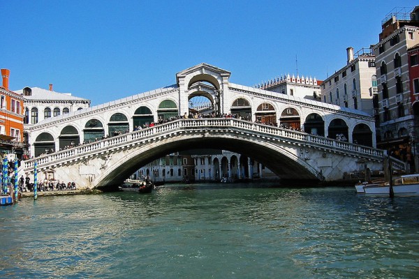 Image for article Superyacht crewmember jumps off Venice bridge