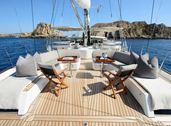 Image for article 40m Royal Huisman listed for sale with Y.CO & Burgess