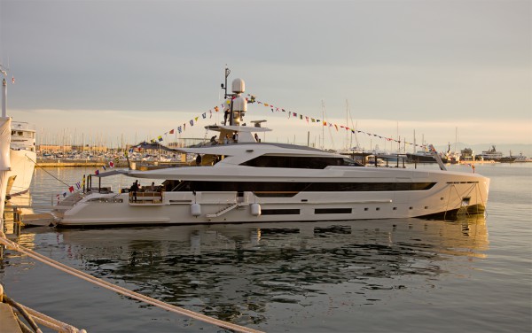 Image for article At first glance: on board 50m M/Y Vertige