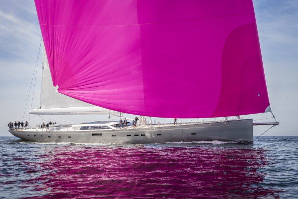 Image for article Glasses raised for superyacht Pink Gin VI