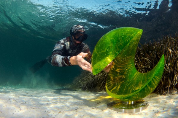 SuperyachtNews.com - Fleet - Submarine glass