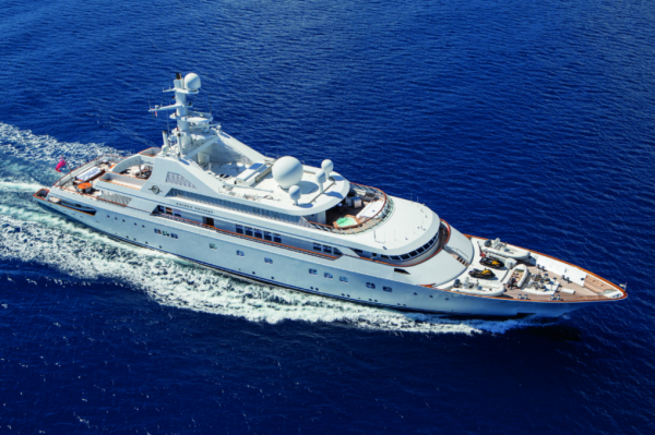 Image for article A flurry of activity on 60m+ yachts closes Q1