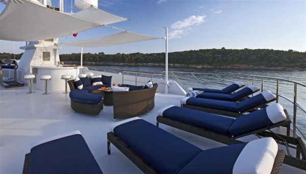 Image for article Is this new Feadship listing the perfect refit investment?