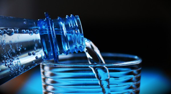 Alternatives to plastic water bottles