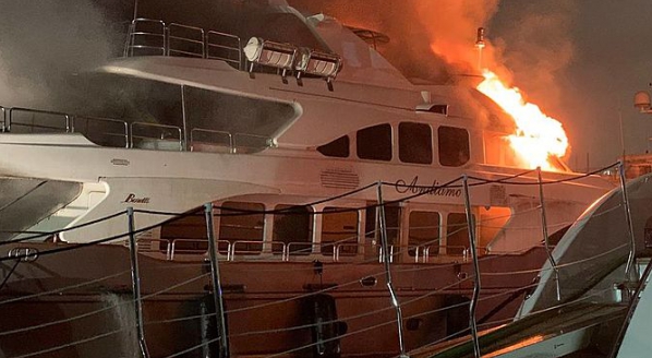 Image for 37m 'Andiamo' ablaze in Miami