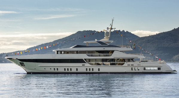Image for Sanlorenzo launches fifth 52Steel