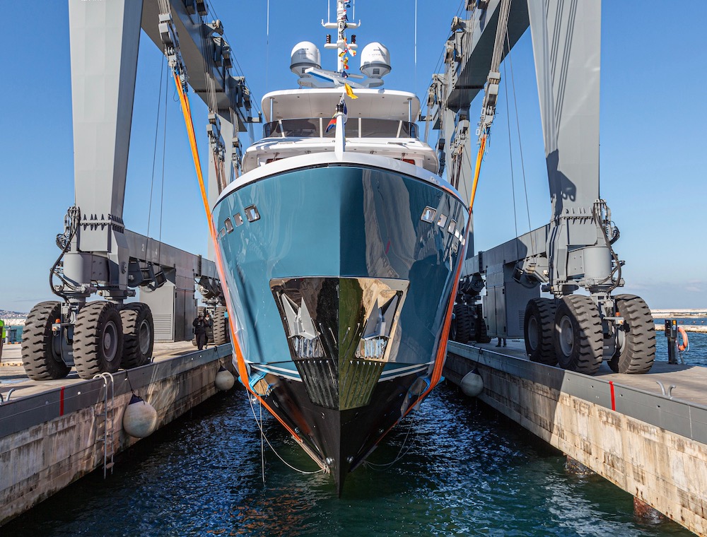 yacht shop darwin