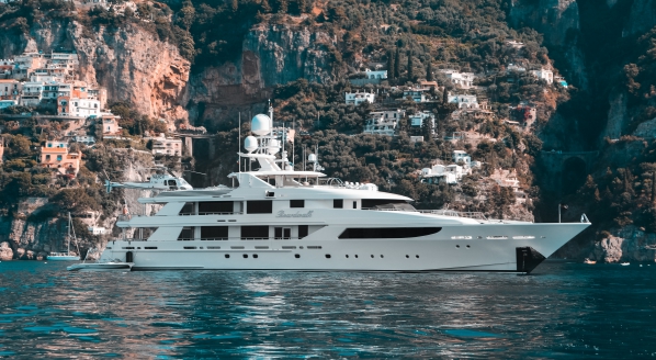 Image for JTC Private Office discuss flying and floating assets