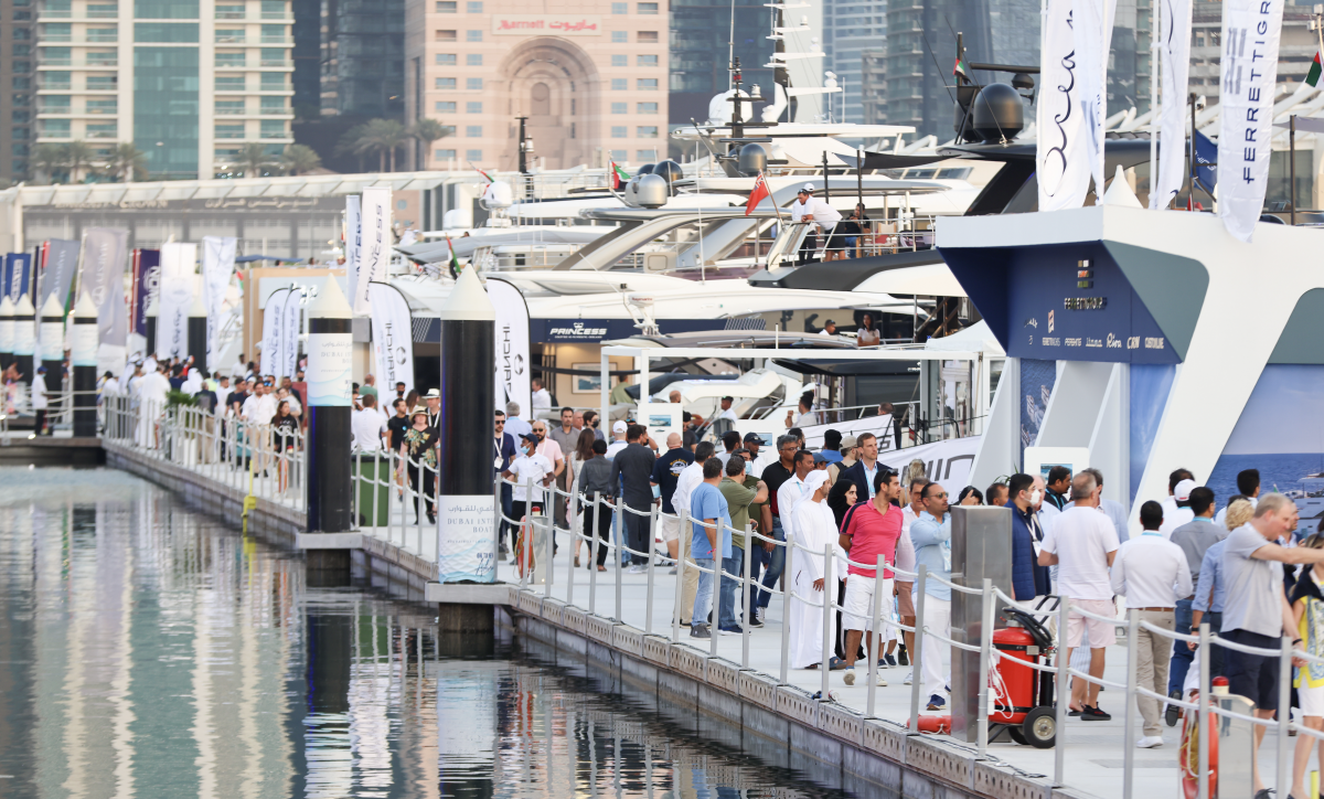 yacht show dubai