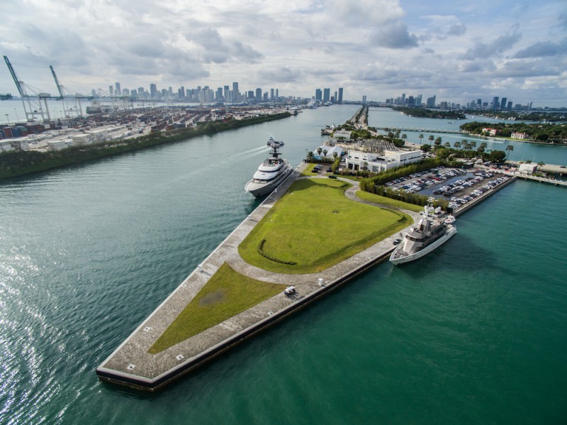 One Island Park superyacht marina IGY Marinas Miami