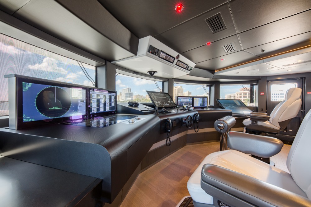 Image for article TEAM Italia reveals bridge technology on board M/Y ‘Spectre’