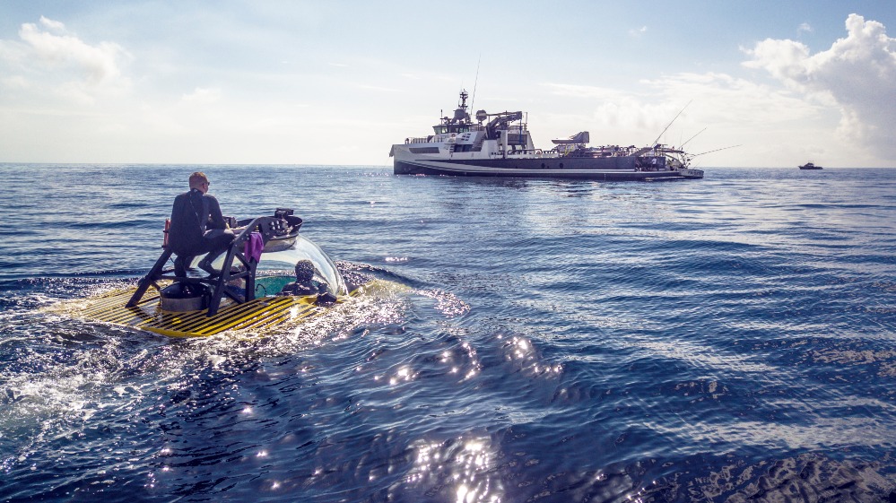 Image for article Operating submersibles on board