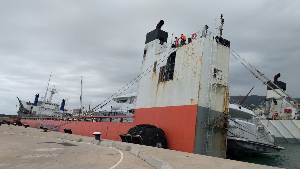 Image for article Yacht transport vessel suffers ballasting problem in Palma