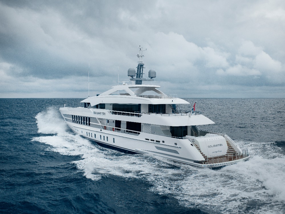 Image for article Heesen delivers 55m ‘Solemates’