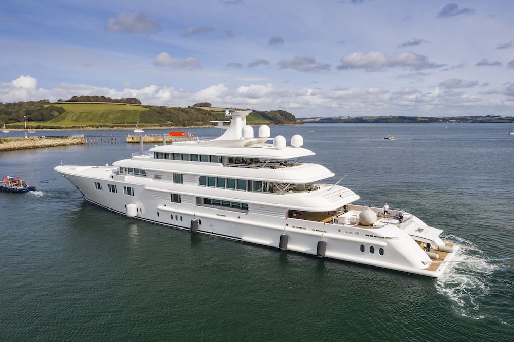 Superyachtnews Com Fleet Pendennis Launches Lady E