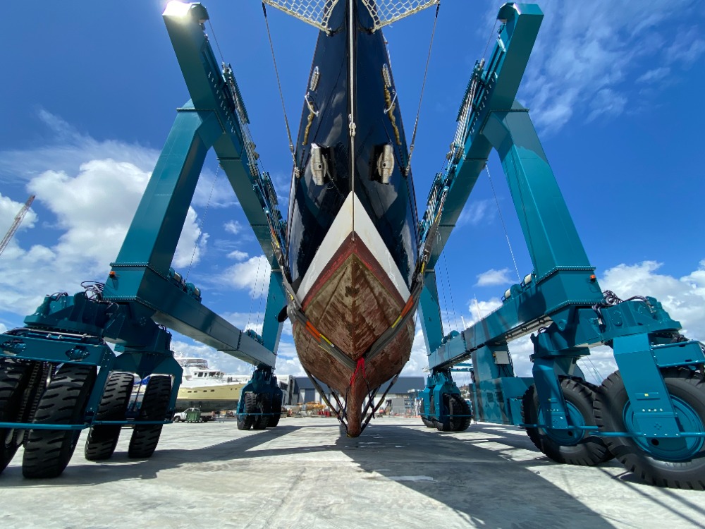 Image for article New 820-tonne travel lift operational at Orams Marine