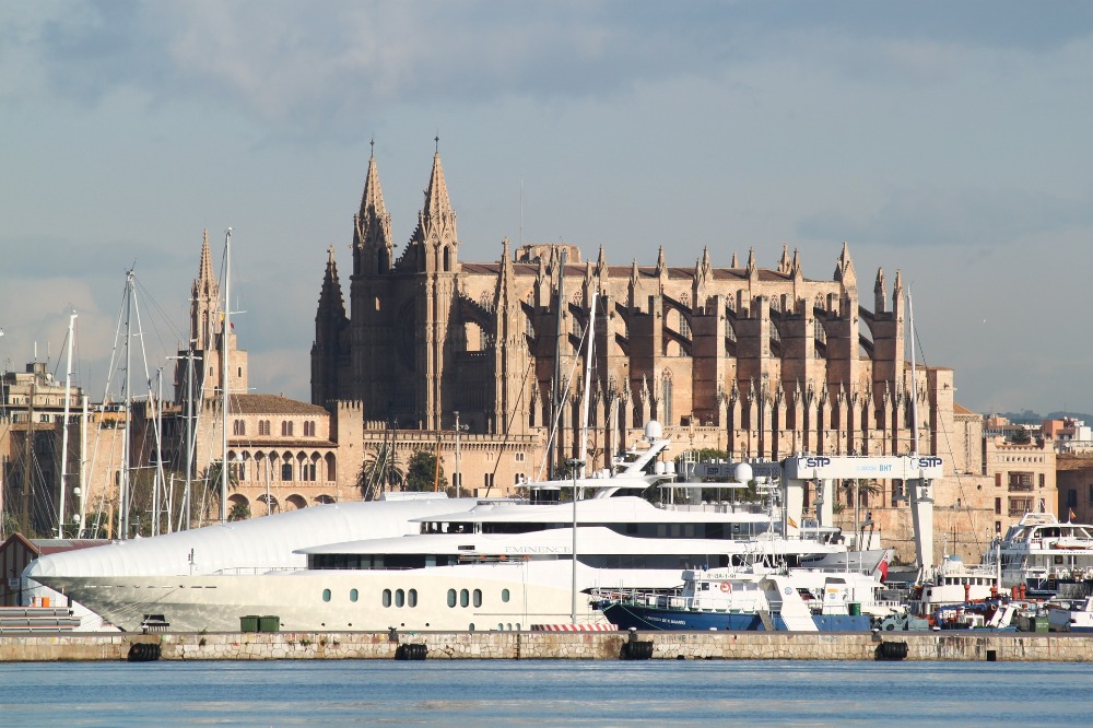 Image for article Blue-sky thinking and candid debate at the Balearic Yacht Show