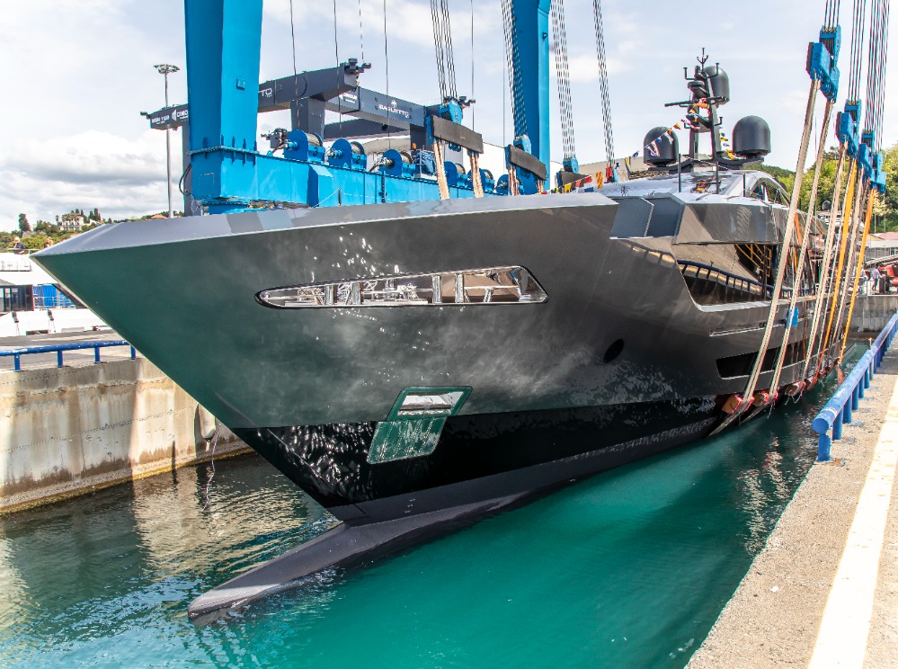 Image for article Baglietto launches 41.7m planing yacht Rush