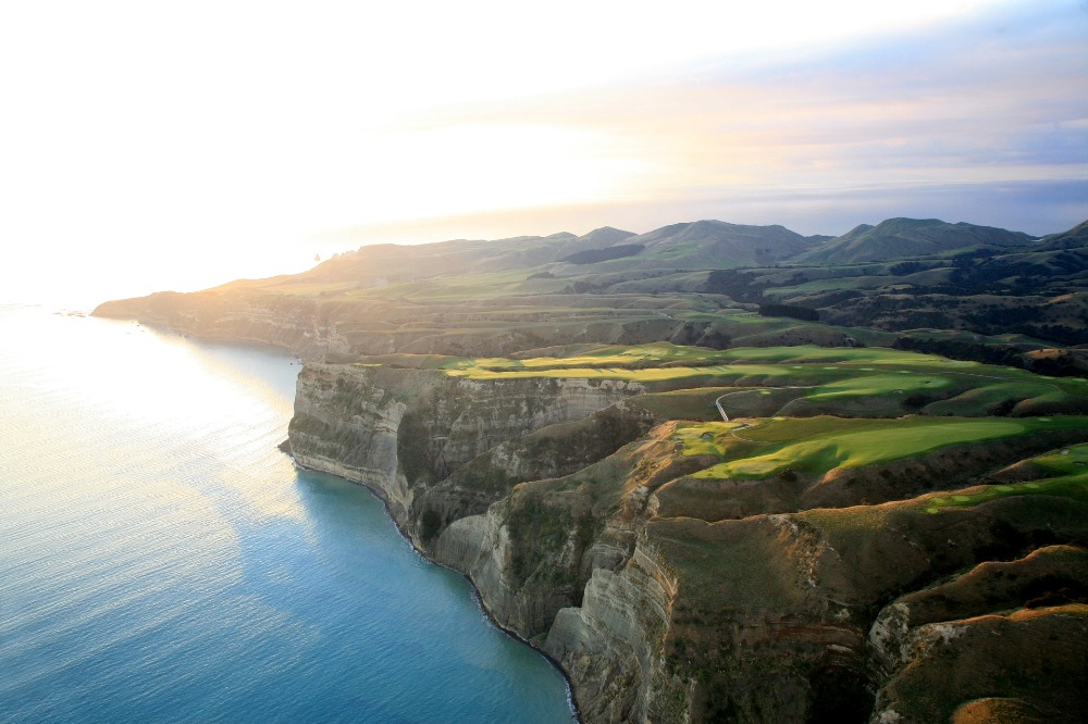 Image for article New Zealand’s sea and air borders are opening