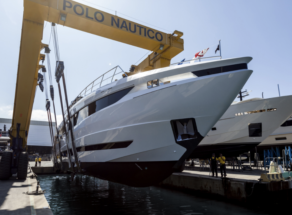 Image for article Overmarine launches fourth Mangusta Gransport 33 model