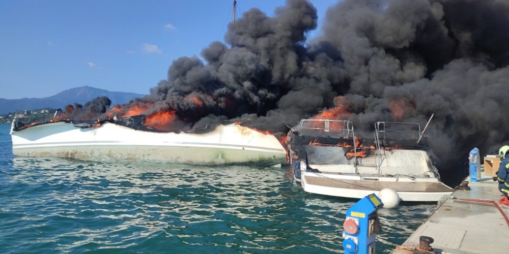 Image for article Classic sailing yacht catches fire in Corfu