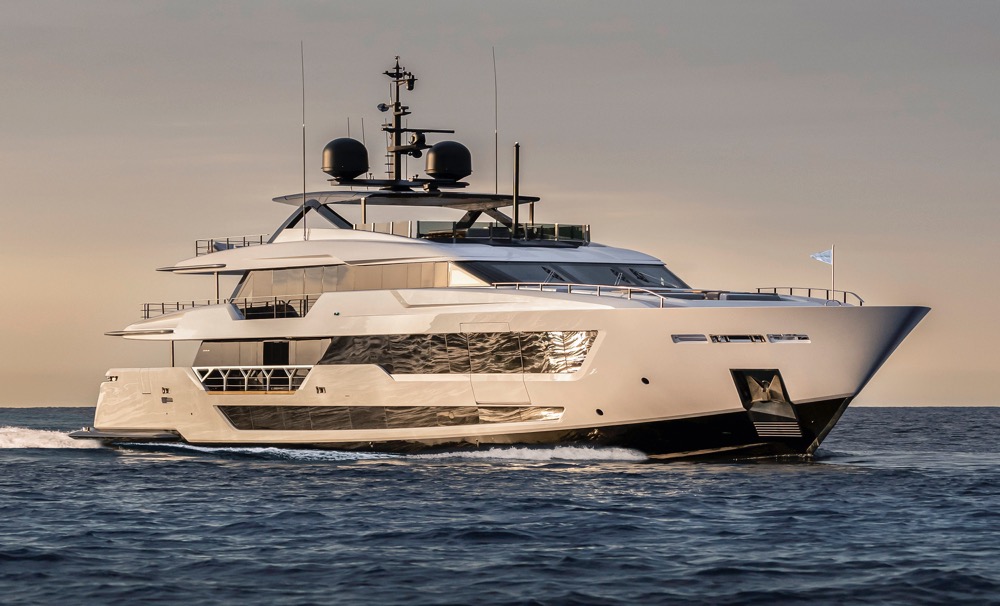Image for article Custom Line present new 42m flagship
