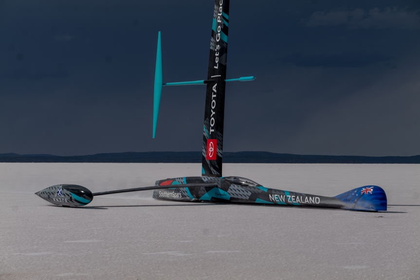 Image for article ETNZ sets land speed record