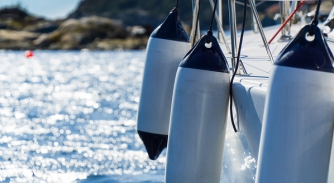 Image for CHIRP Report&colon; Unsafe working over the side &ndash; use of fender hook